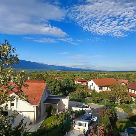 Appartement Sur La Viarhona Vulbens Exteriör bild